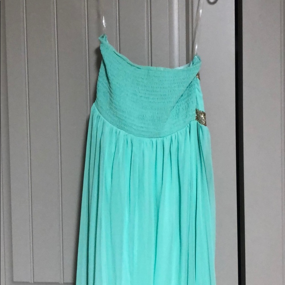 Dress - Picture 3 of 4